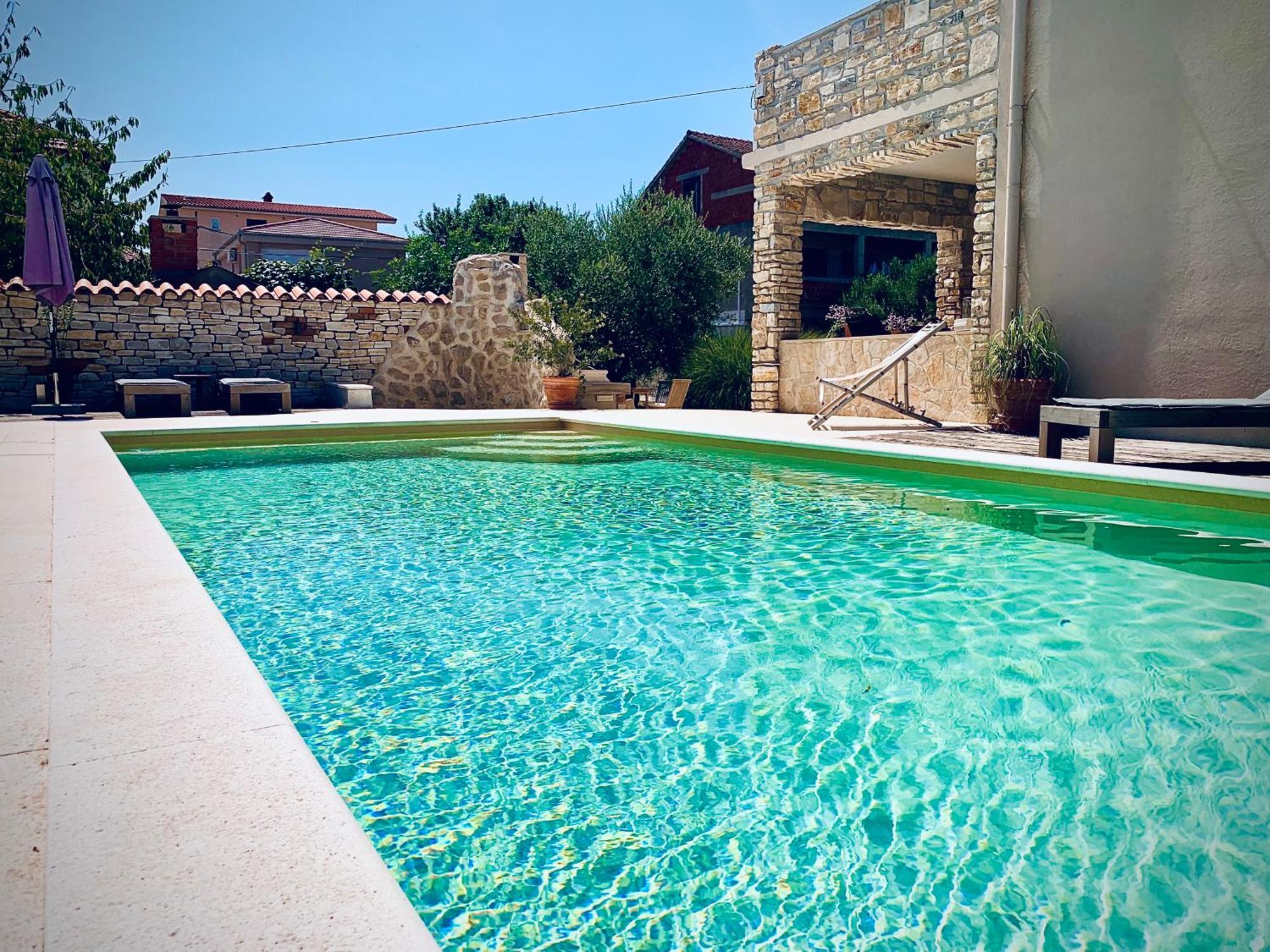 Ferienwohnungen VI La Mare With Heated Pool Zadar Ngoại thất bức ảnh