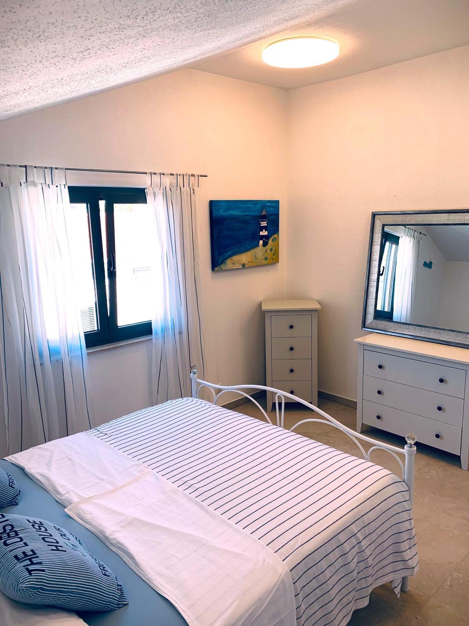 Ferienwohnungen VI La Mare With Heated Pool Zadar Ngoại thất bức ảnh
